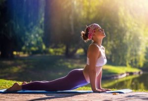 'Der nach oben schauende Hund' - Die Yoga-Übung und ihre Vorteile