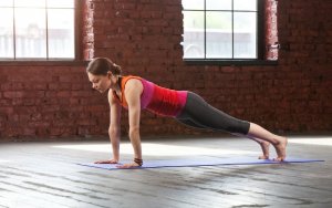 Yoga-Übungen zur Stärkung Ihrer Arme