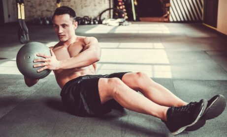 Medizinbälle zum Training der Bauchmuskeln