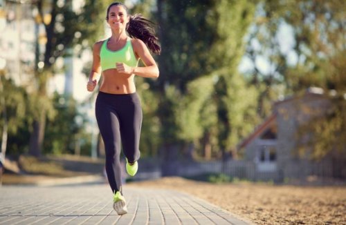 Frau beim Joggen