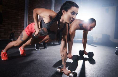 Probiere dieses CrossFit-Training zu Hause