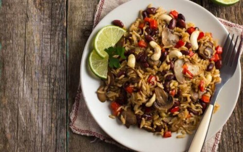 Kidney-Bohnen mit Reis und Pilzen