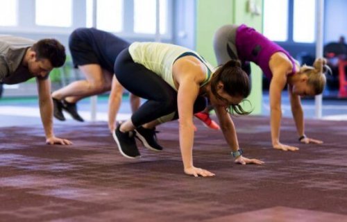 Cardio- und Widerstandstraining: Burpees