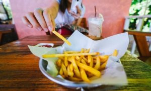 Lebensmittel mit Acrylamid: Eine Gefahr für die Gesundheit