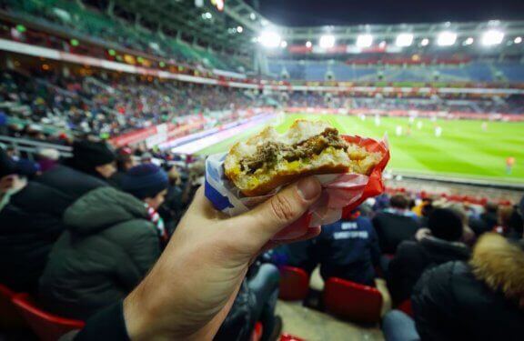 Darf man Lebensmittel bei Sportveranstaltungen verbieten?