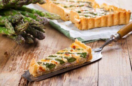 Quiche mit Spargel