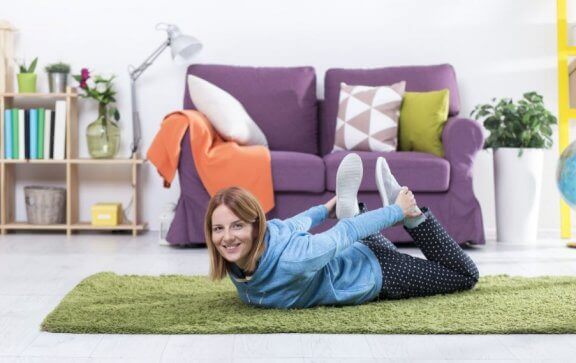 Zu Hause Mit Haushaltsgegenstanden Trainieren Du Bist Fit