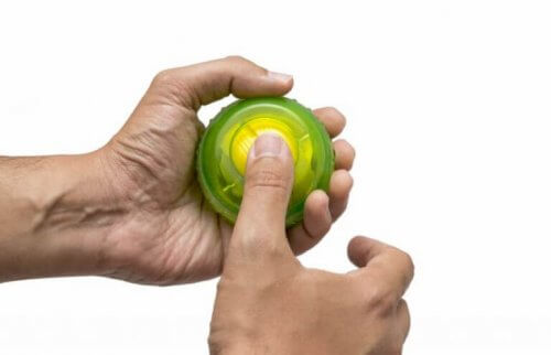 Power Ball Übungen zur Stärkung der Schulter