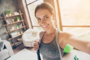 Wie du Heim-Cardiotraining ohne Geräte machen kannst