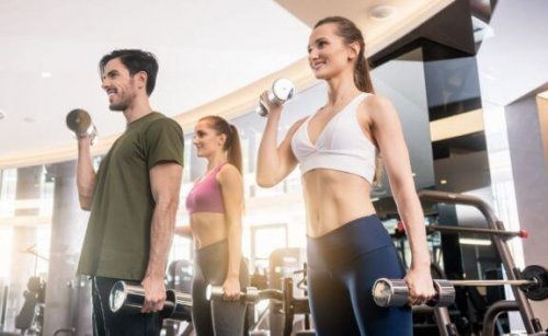 Freihantel-Übungen zum effektiven Abnehmen