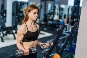 Mit Widerstand trainieren, um Stärke und Volumen zu steigern