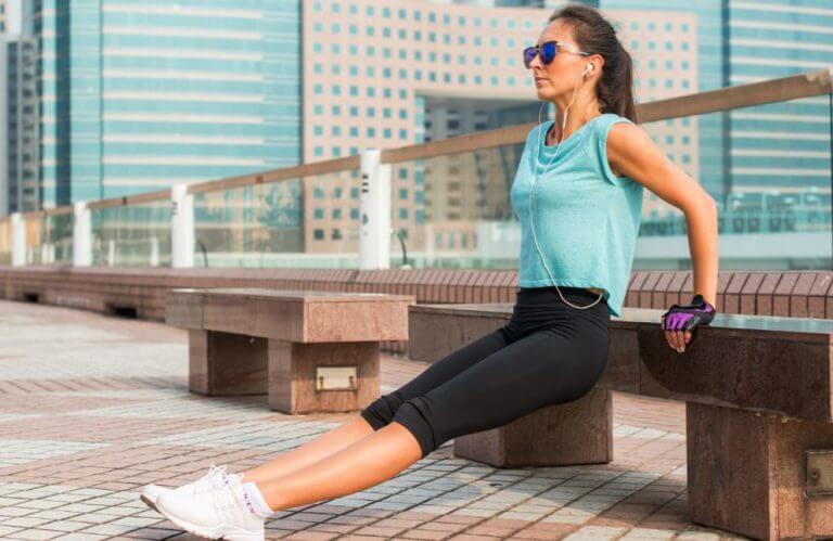 Trizeps Dips: Varianten und richtige Ausführung