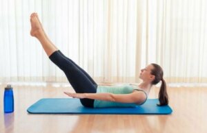 6 Übungen für einen flachen Bauch