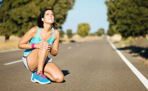 Knieprobleme lindern und vorbeugen mit diesen Übungen