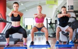 6 häufig vorkommende Fehler bei Kniebeugen