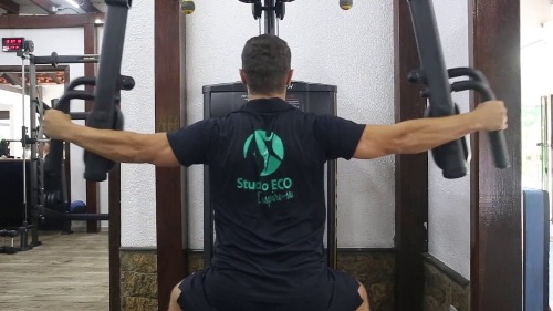 Reverse Fly an Maschine